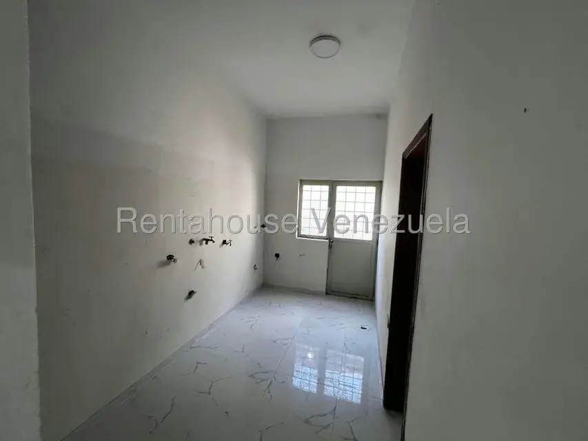 Casa (Multipes Niveles) en Venta en El Marques, Distrito Metropolitano - 14