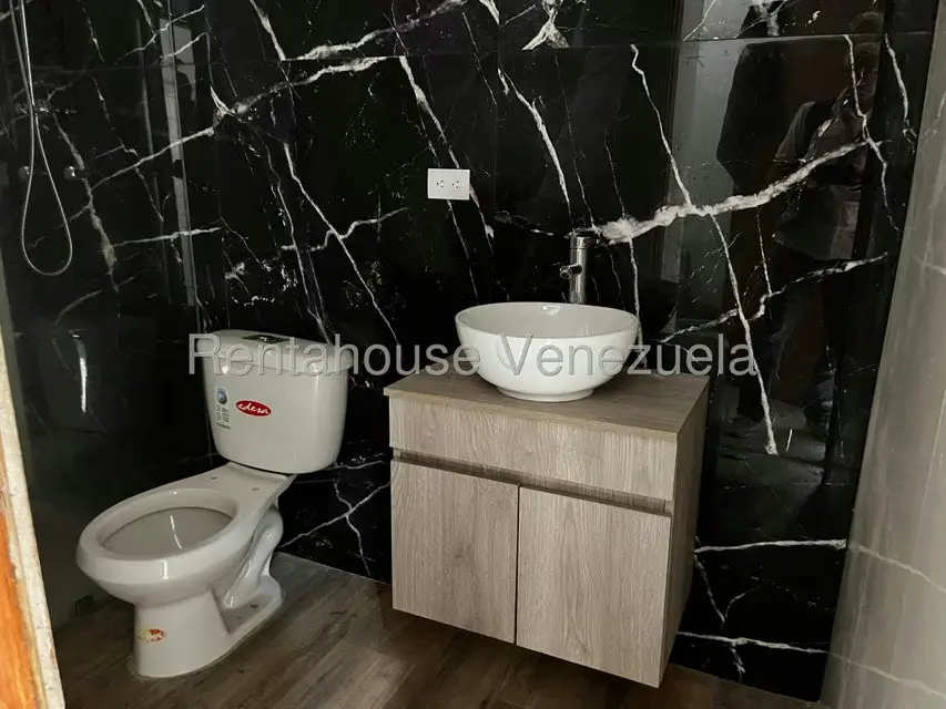 Casa (Multipes Niveles) en Venta en El Marques, Distrito Metropolitano - 17