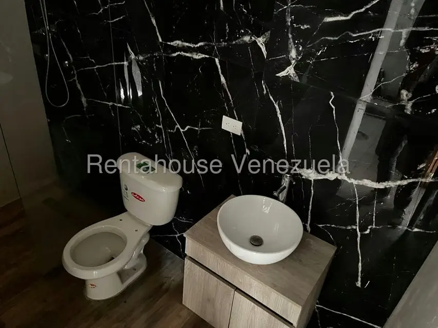 Casa (Multipes Niveles) en Venta en El Marques, Distrito Metropolitano - 18