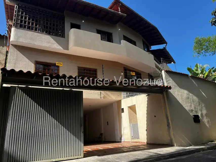Casa (Multipes Niveles) en Venta en El Marques, Distrito Metropolitano - 2