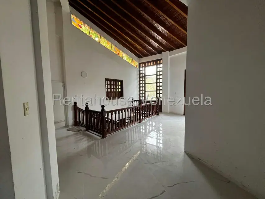 Casa (Multipes Niveles) en Venta en El Marques, Distrito Metropolitano - 25