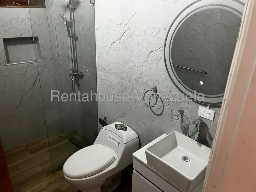 Casa (Multipes Niveles) en Venta en El Marques, Distrito Metropolitano - 37