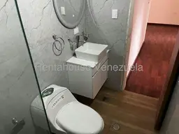Vista 44