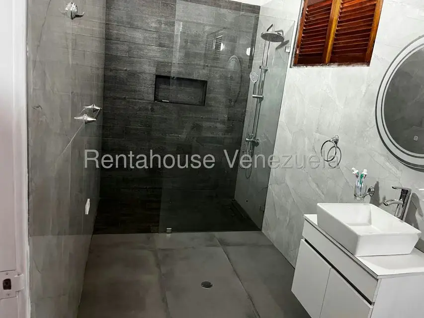 Casa (Multipes Niveles) en Venta en El Marques, Distrito Metropolitano - 45