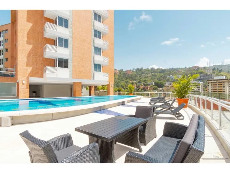 Se Vende Apartamento 60M2 en Res. Cima Bosque - 2