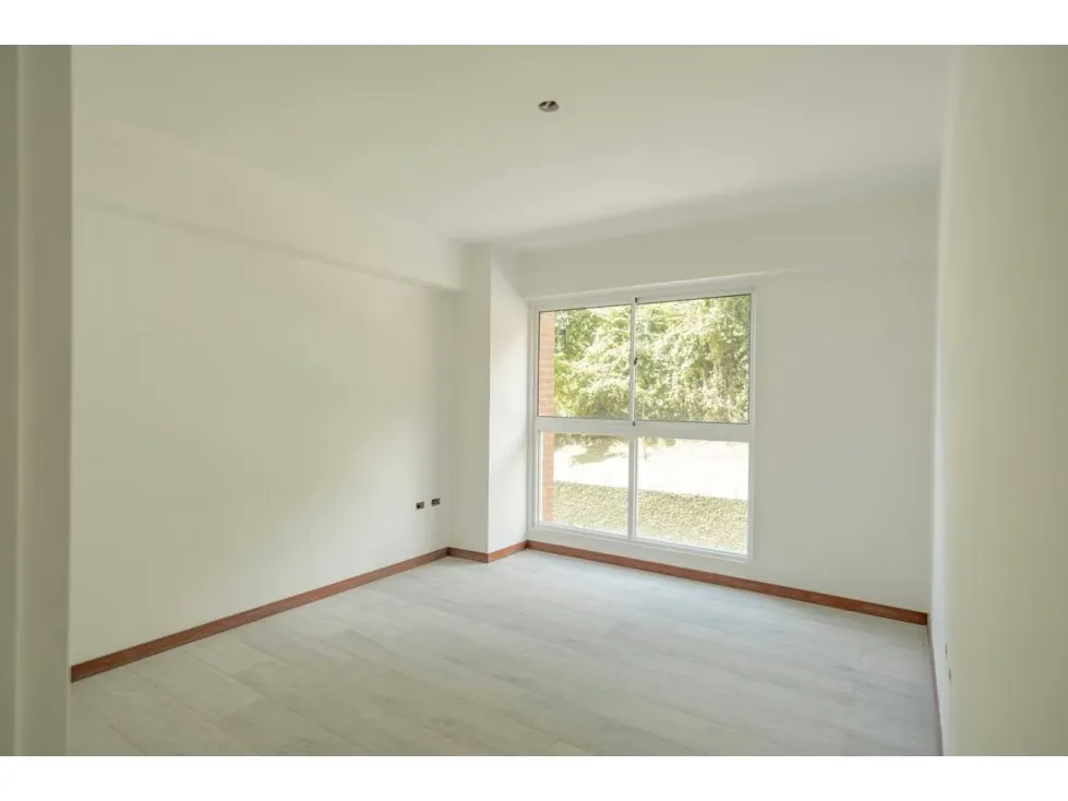 Se Vende Apartamento 60M2 en Res. Cima Bosque - 3