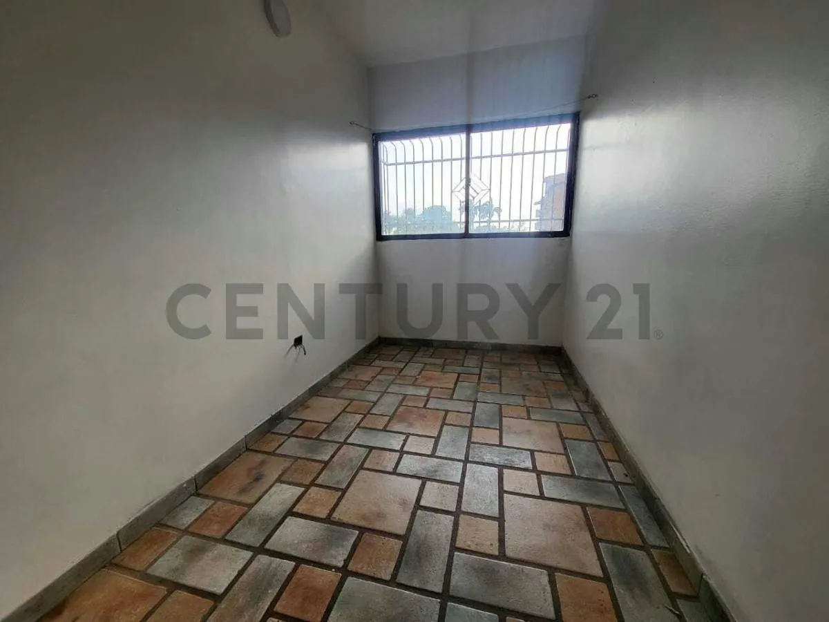 Confort y ubicación estratégica en Barcelona piso 1 - 4