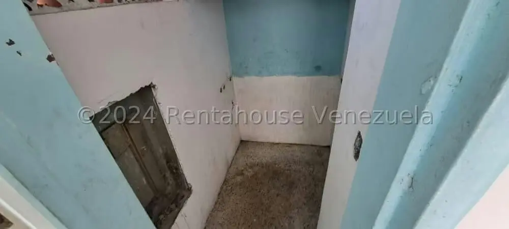 Local Comercial en Venta en Catia, Distrito Metropolitano - 24