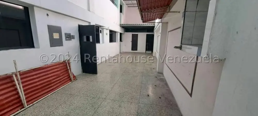Local Comercial en Venta en Catia, Distrito Metropolitano - 25