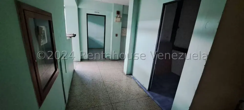 Local Comercial en Venta en Catia, Distrito Metropolitano - 27