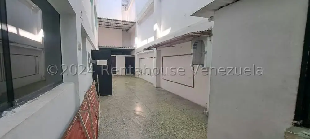 Local Comercial en Venta en Catia, Distrito Metropolitano - 29