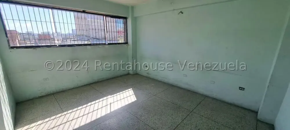 Local Comercial en Venta en Catia, Distrito Metropolitano - 33