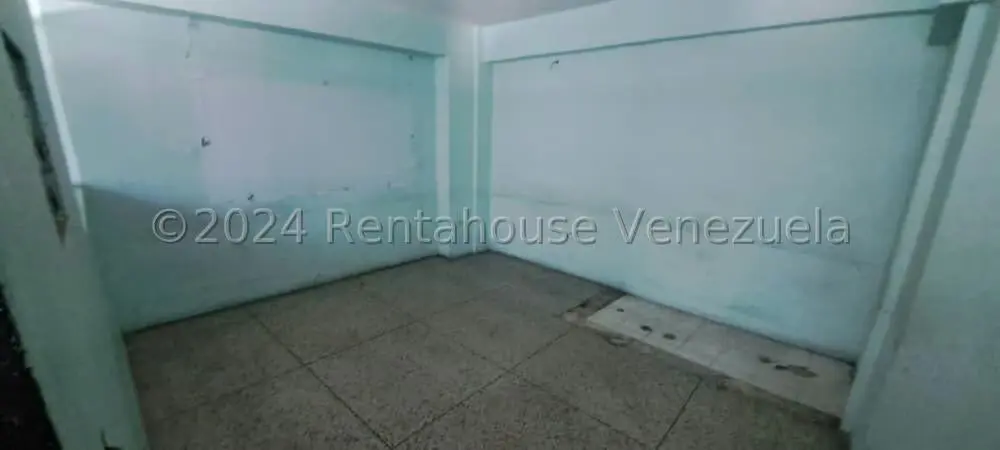 Local Comercial en Venta en Catia, Distrito Metropolitano - 34