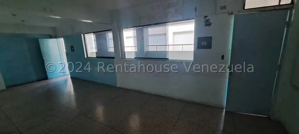 Local Comercial en Venta en Catia, Distrito Metropolitano - 35
