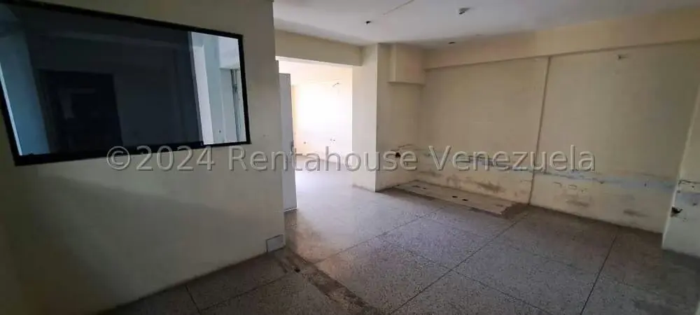 Local Comercial en Venta en Catia, Distrito Metropolitano - 41
