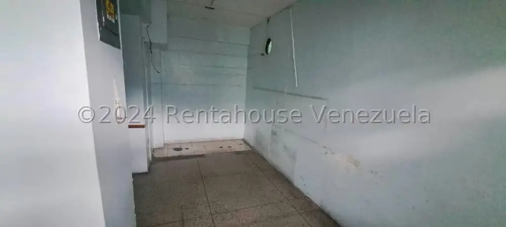 Local Comercial en Venta en Catia, Distrito Metropolitano - 42