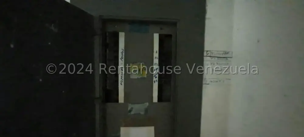 Local Comercial en Venta en Catia, Distrito Metropolitano - 56