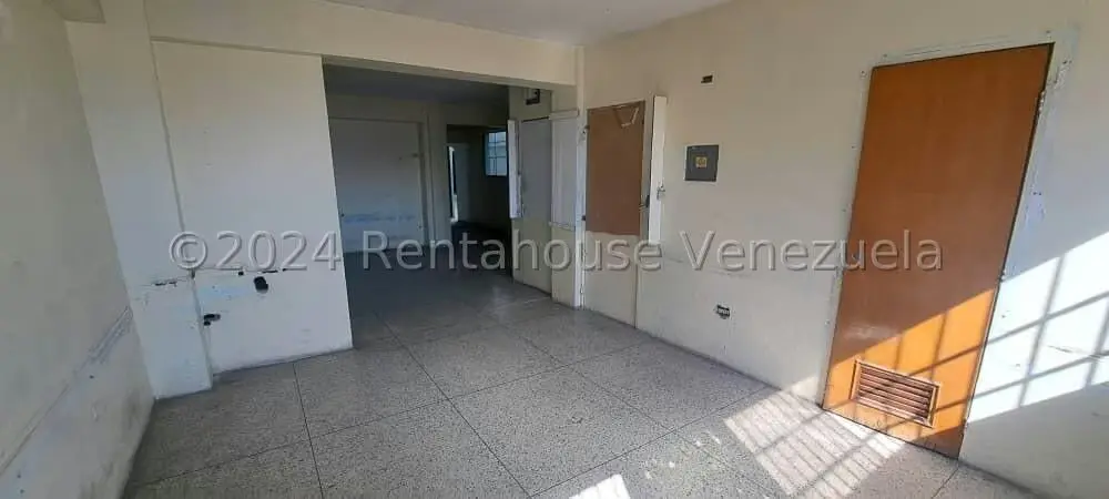 Local Comercial en Venta en Catia, Distrito Metropolitano - 57