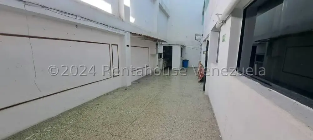 Local Comercial en Venta en Catia, Distrito Metropolitano - 61
