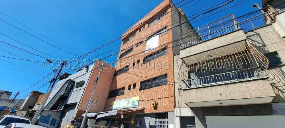 Local Comercial en Venta en Catia, Distrito Metropolitano - 66