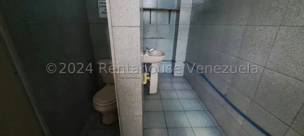 Local Comercial en Venta en Catia, Distrito Metropolitano - 69