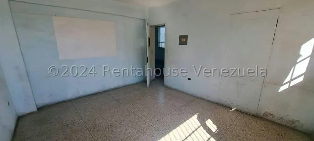 Local Comercial en Venta en Catia, Distrito Metropolitano - 80