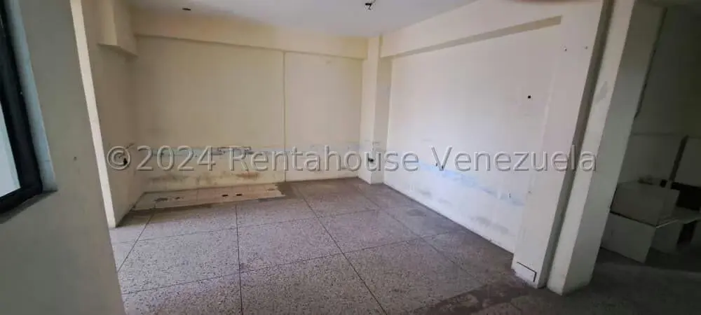 Local Comercial en Venta en Catia, Distrito Metropolitano - 82