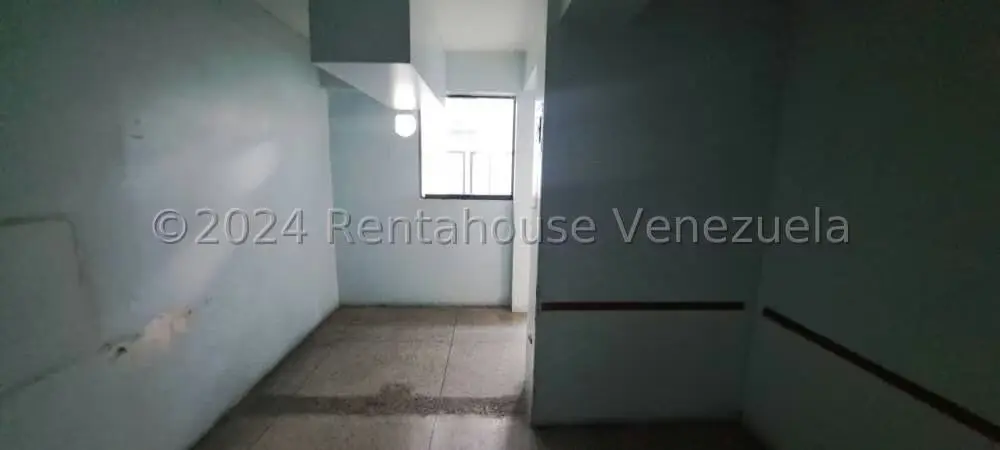 Local Comercial en Venta en Catia, Distrito Metropolitano - 83
