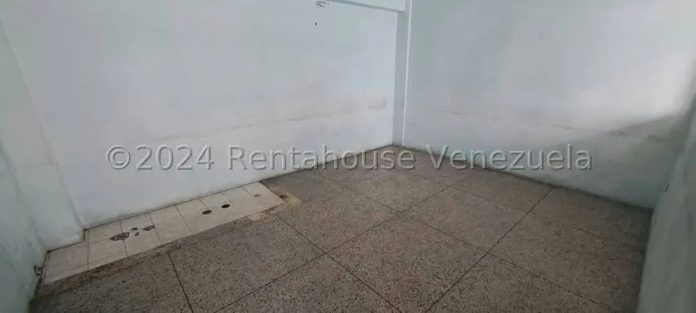Local Comercial en Venta en Catia, Distrito Metropolitano - 85