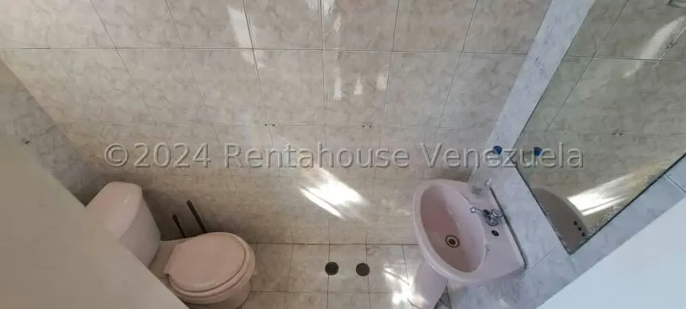 Local Comercial en Venta en Catia, Distrito Metropolitano - 90