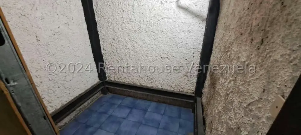 Local Comercial en Venta en Catia, Distrito Metropolitano - 93