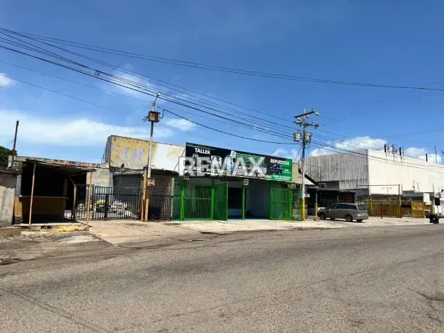 Galpon en Alquiler Zona industrial