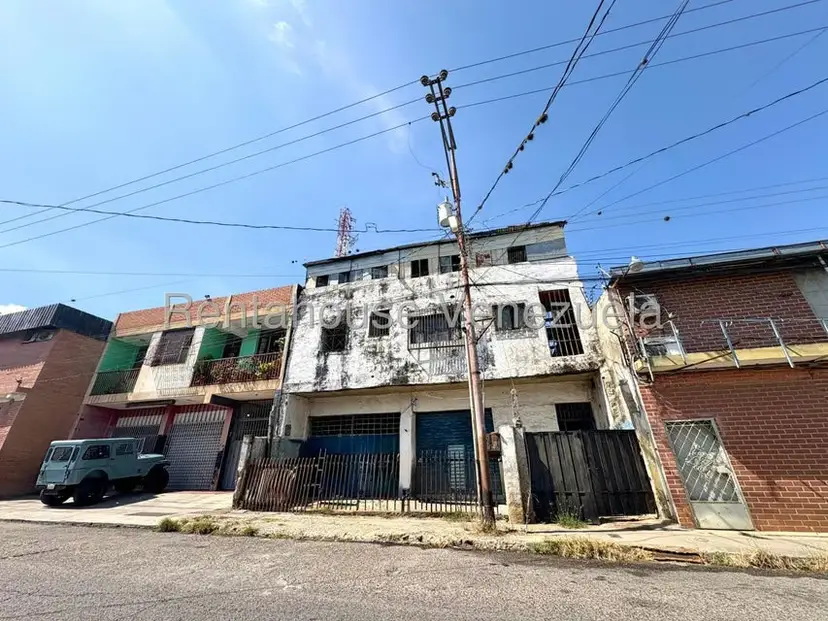 Edificio en Venta en Centro, Lara