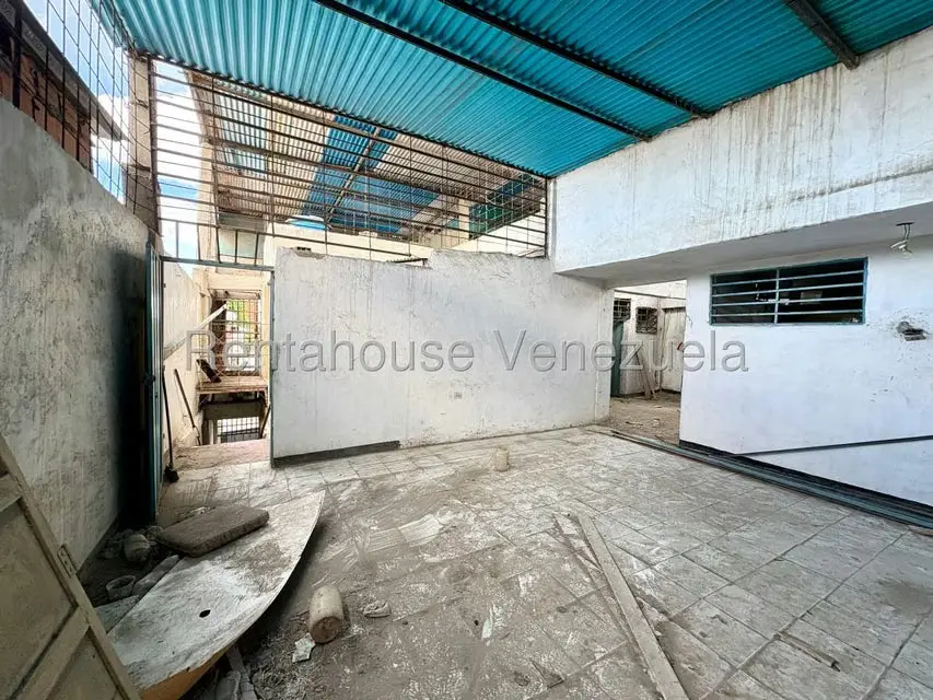 Edificio en Venta en Centro, Lara - 13