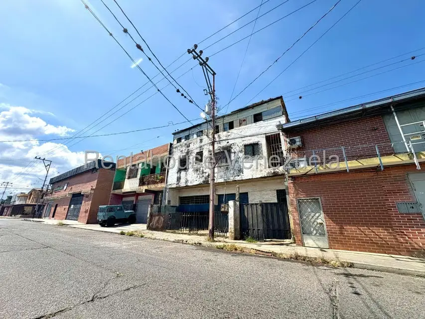 Edificio en Venta en Centro, Lara - 26