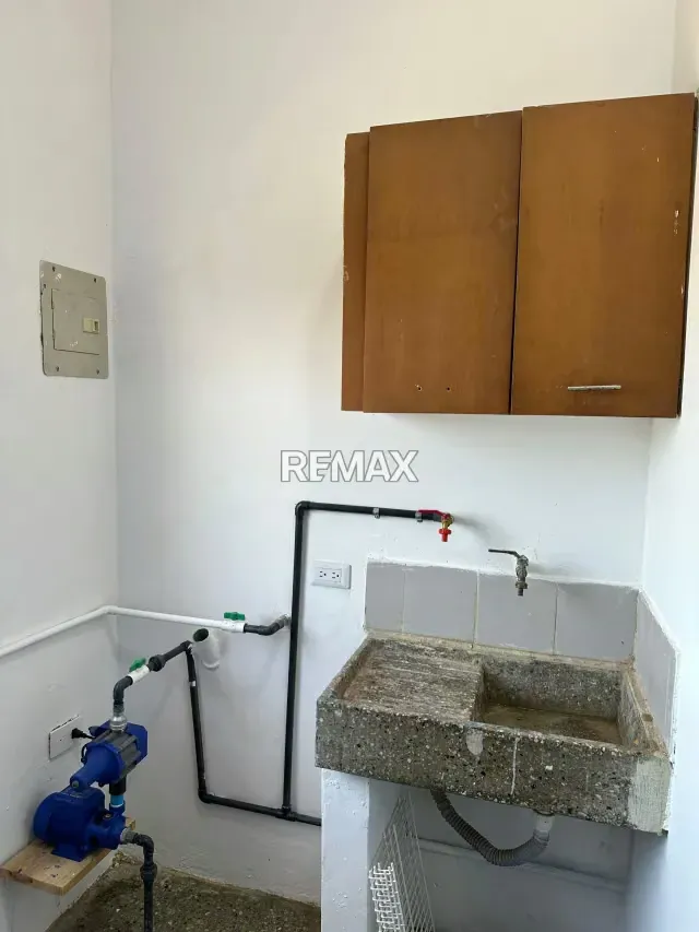 Apartamento Tipo Estudio Sector 18 de octubre - 2