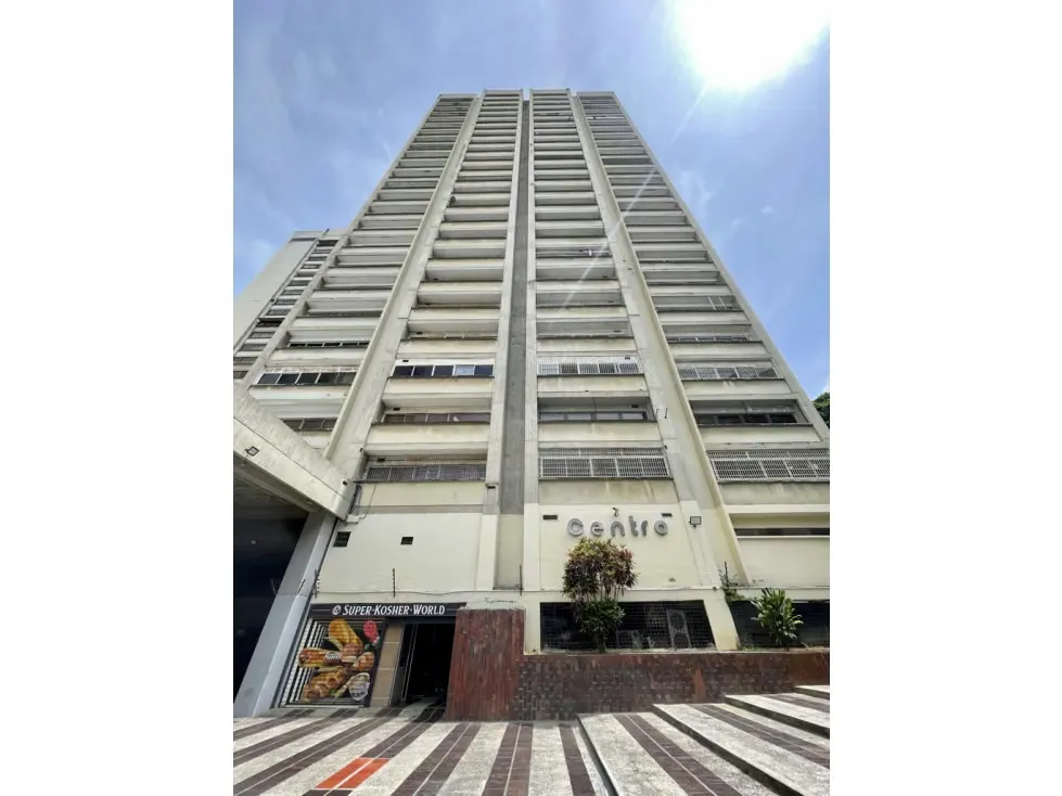 Vendo/aquilo oficina 157m2 Los Dos Caminos 9930