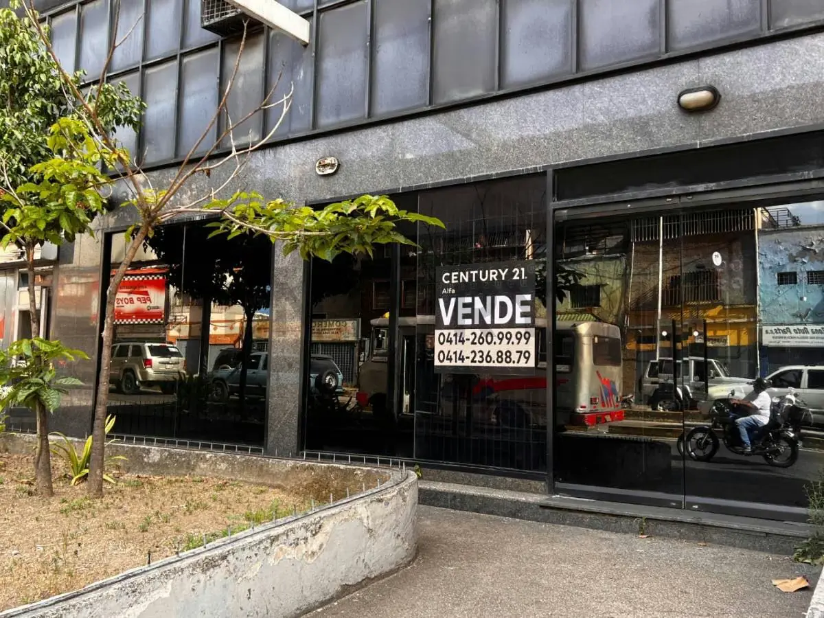 Ave Nva Granada Local Venta, Visibilidad, Tráfico Personas, el Espacio Perfecto! - 2