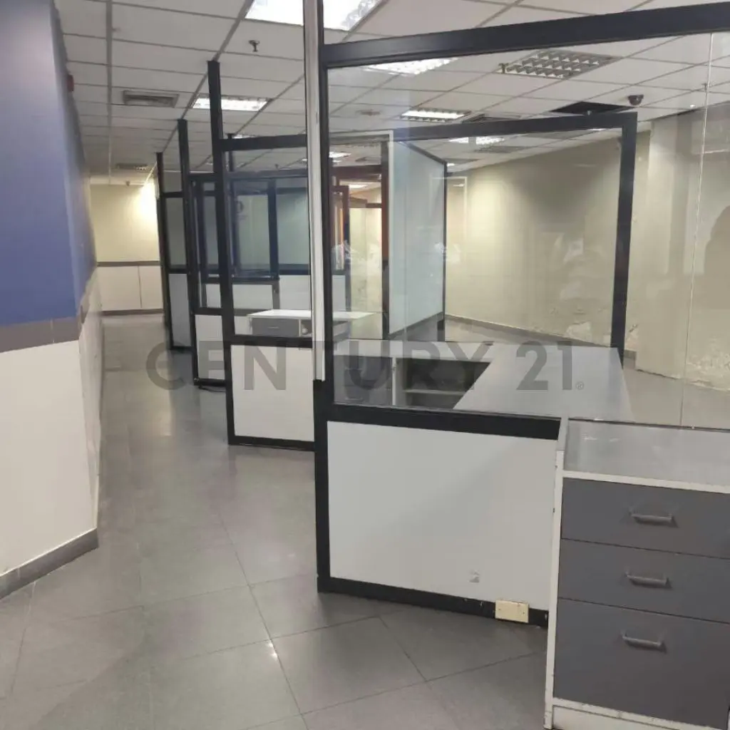 Ave Nva Granada Local Venta, Visibilidad, Tráfico Personas, el Espacio Perfecto! - 9