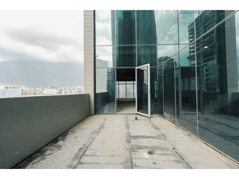 Alquiler Oficinas Torre Nest Las Mercedes 280m2+ Ter..10000$ Obra Gris - 27