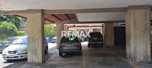 APARTAMENTO 87 MTS LA BOYERA - ALQUILER - 17