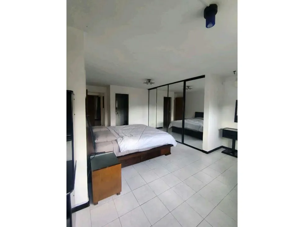 Los Palos Grandes Alquilo Excelente apto equipado de 120m2 2970 - 19
