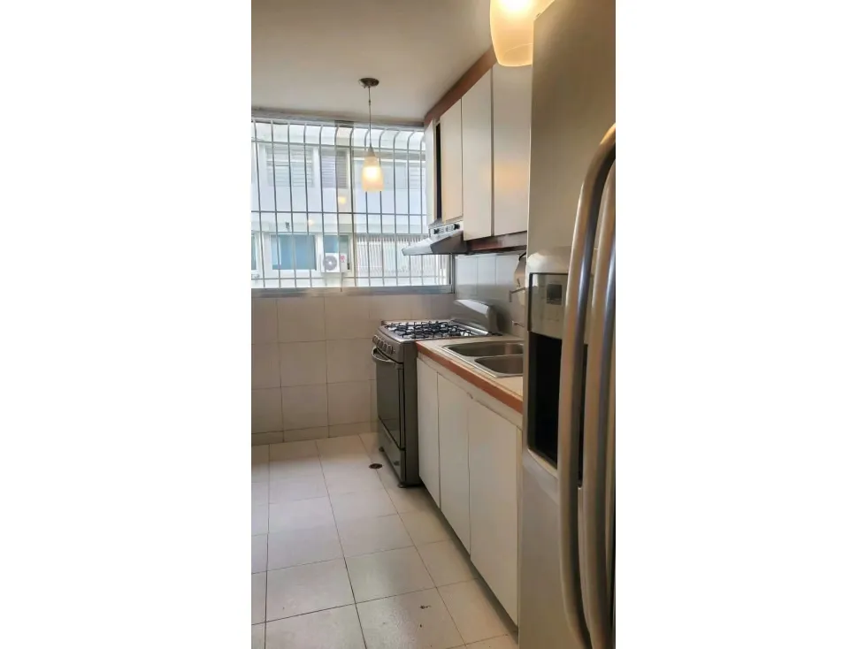 Los Palos Grandes Alquilo Excelente apto equipado de 120m2 2970 - 28