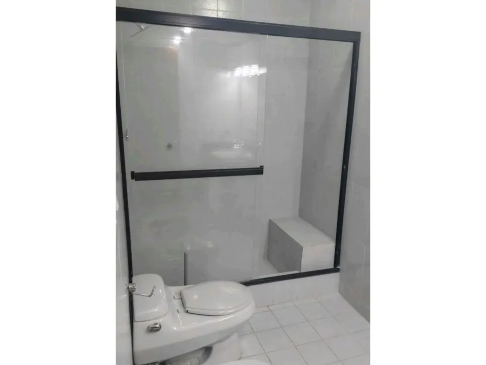 Los Palos Grandes Alquilo Excelente apto equipado de 120m2 2970 - 10