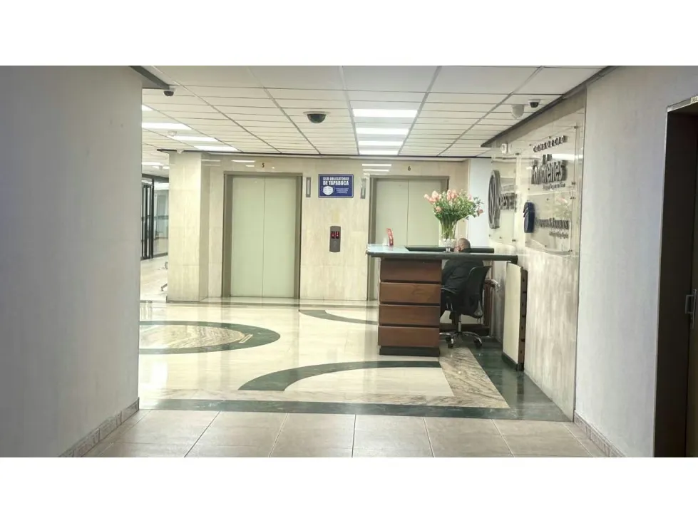 Vendo oficina 235m2 Centro Seguro La Paz 4421 - 6