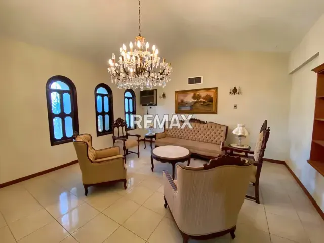 VENDO CASA QUINTA URBANIZACION ZAPARA II - 4