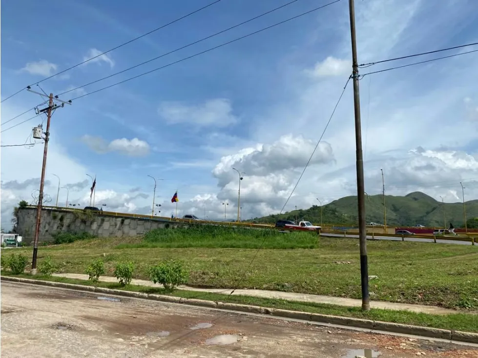 Terreno comercial distribuidor la Florida - 5