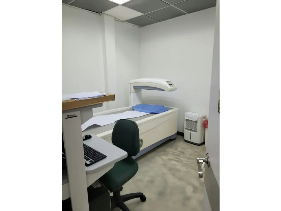 Vendo Clínica 2500m2 Chuao 7624 - 2