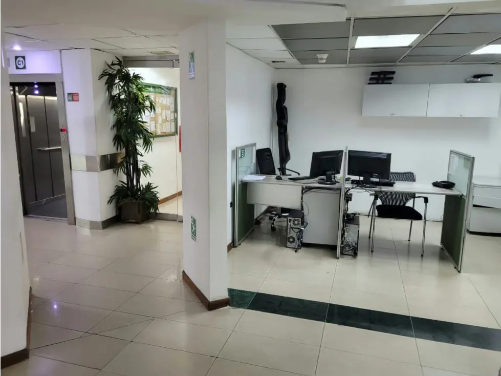 Vendo Clínica 2500m2 Chuao 7624 - 11