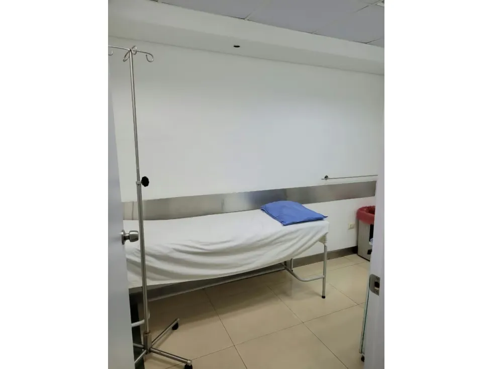 Vendo Clínica 2500m2 Chuao 7624 - 13